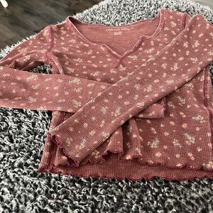 American Eagle Pink Floral Long Sleeve Top